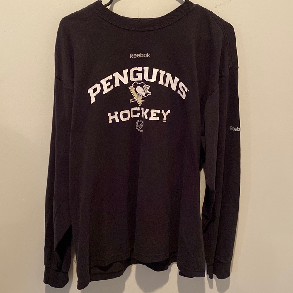 Vintage Penguins Hockey LS T-Shirt